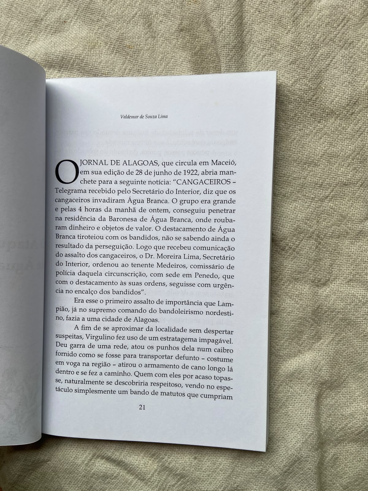 Livro O Cangaceiro Lampião E O Iv Mandamento 2011 (Usado)