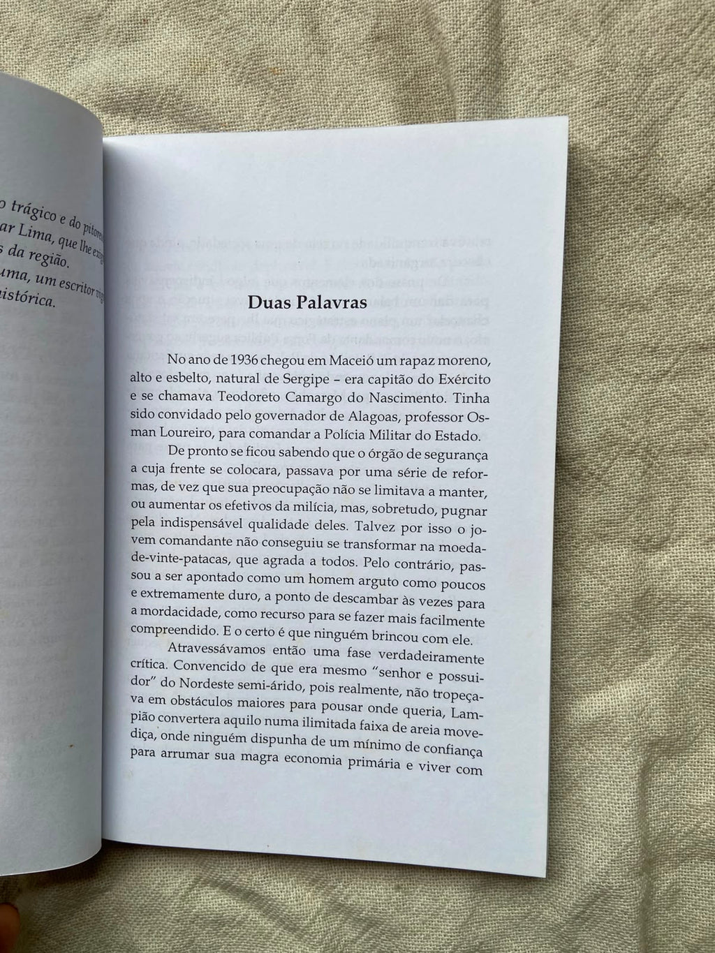Livro O Cangaceiro Lampião E O Iv Mandamento 2011 (Usado)
