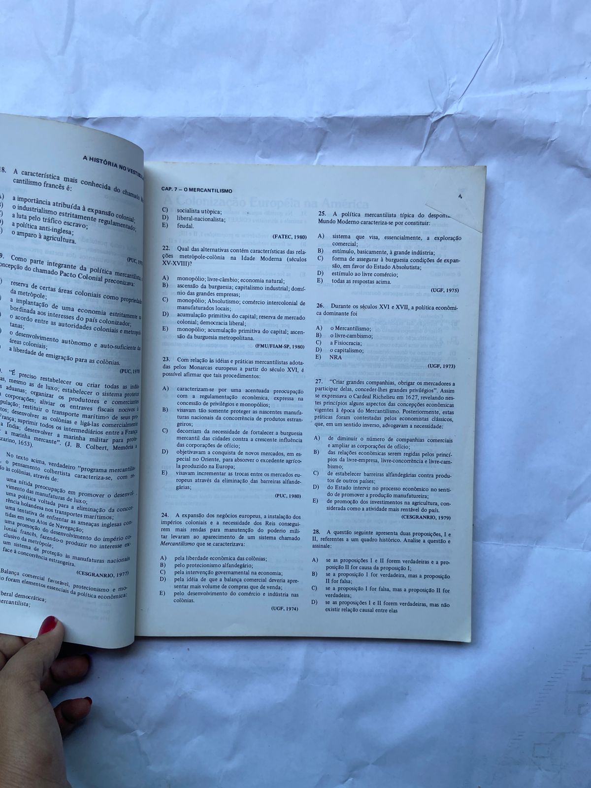 Livro Aquino À História No Vestibular 1 Edição 1983 (Usado)