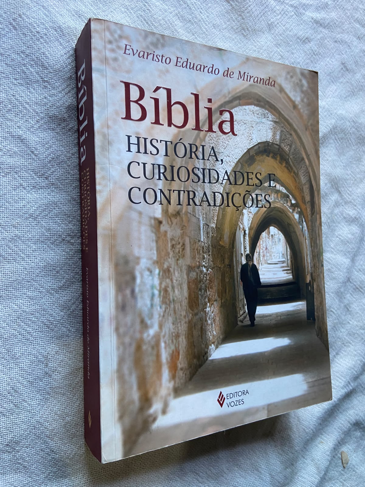 Bíblia História Curiosidades e Contradições