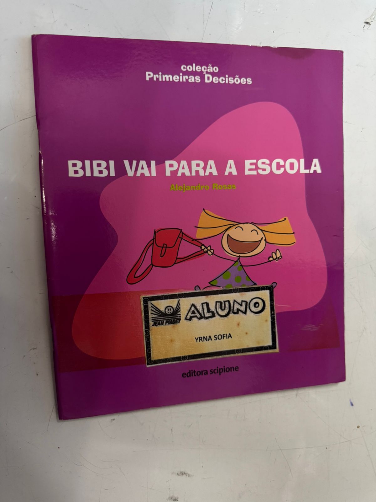 Bibi Vai para a Escola
