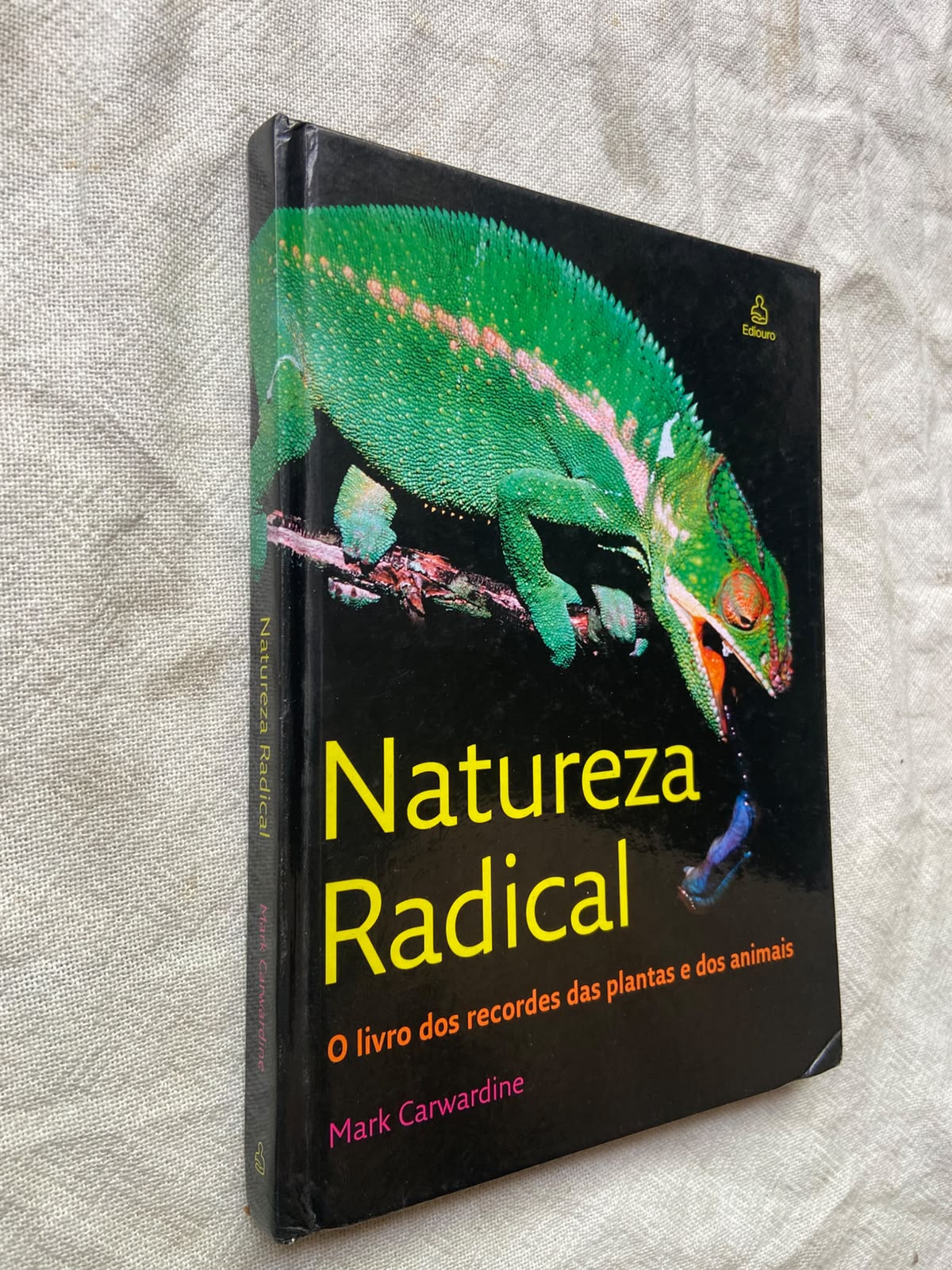 Livro Natureza Radical Capa Dura 2007 (Usado)