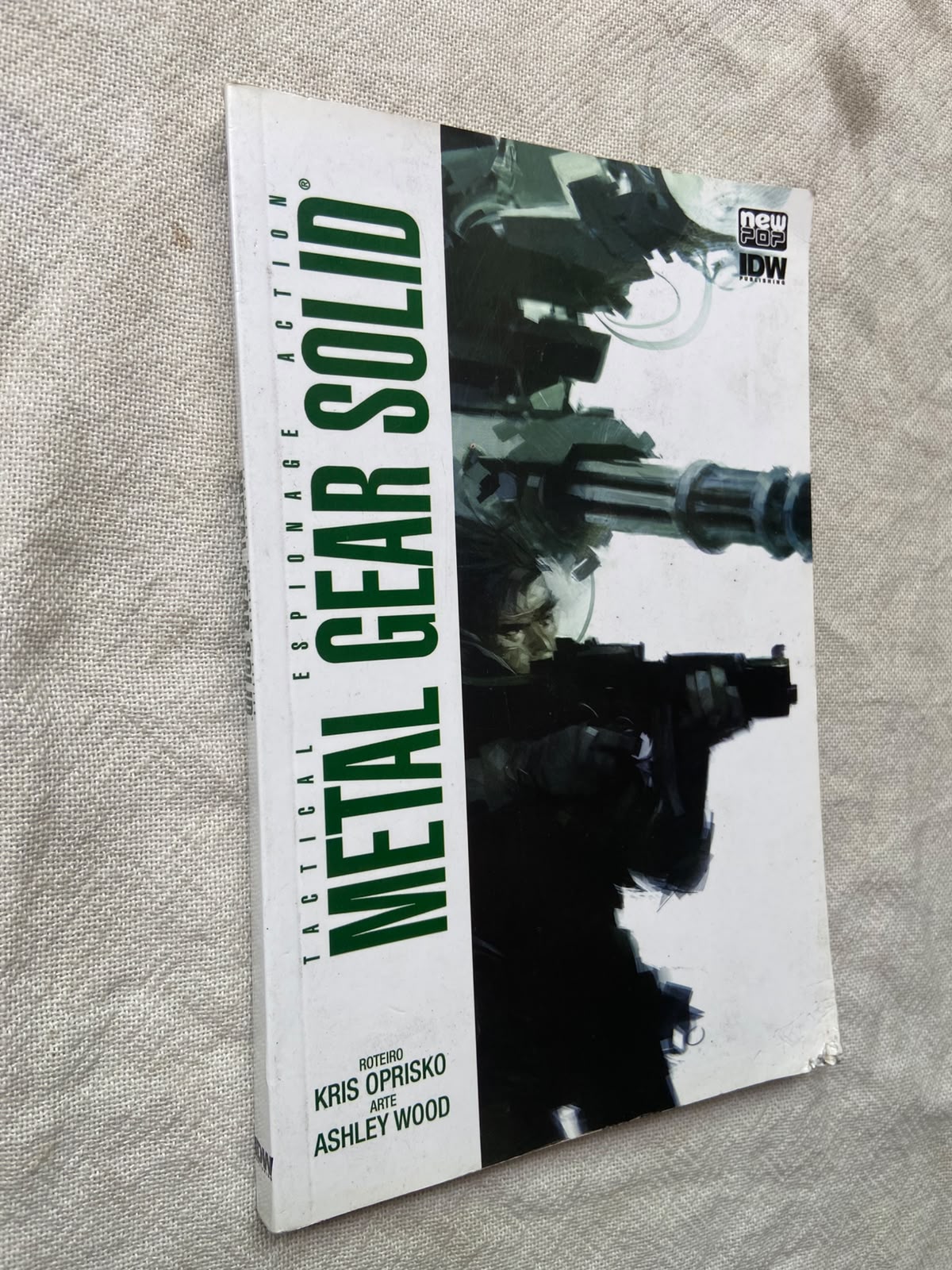 Gibis Tractical Espionage Action Metal Gear Solid (Usado)