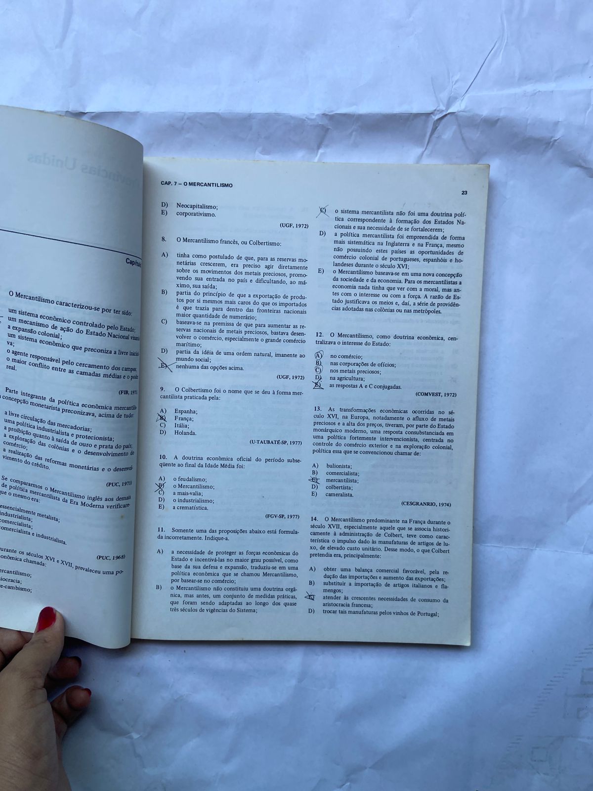 Livro Aquino À História No Vestibular 1 Edição 1983 (Usado)