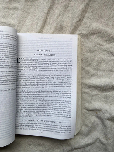 Livro O Livro De Urântia 2016