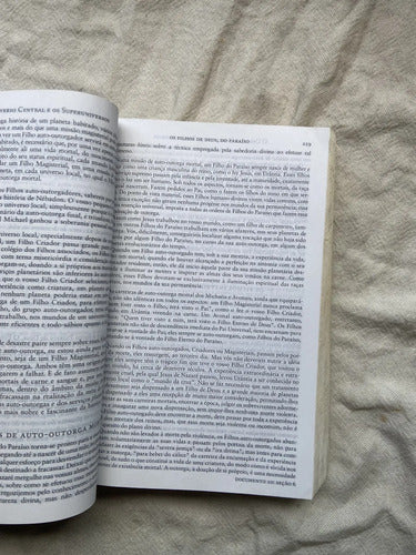 Livro O Livro De Urântia 2016