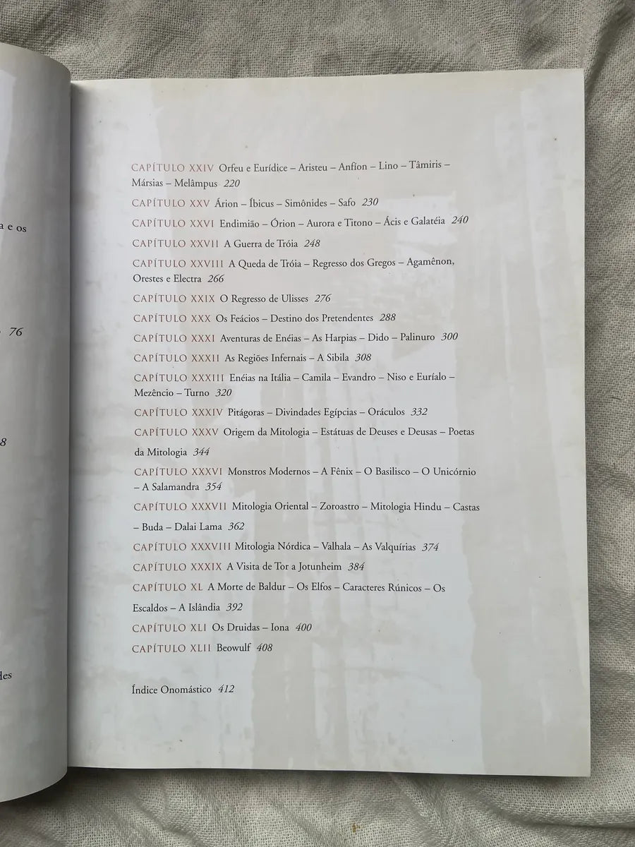 O Livro De Ouro Da Mitologia História De Deuses E Heróis (Usado)