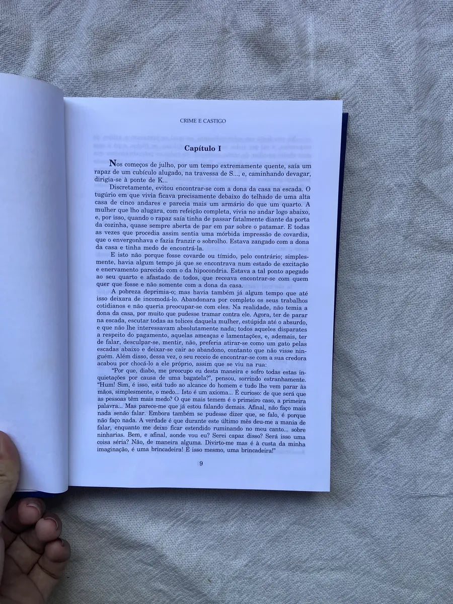 Livro Crime E Castigo Dostoiévski Capa Dura 2003 (Usado)