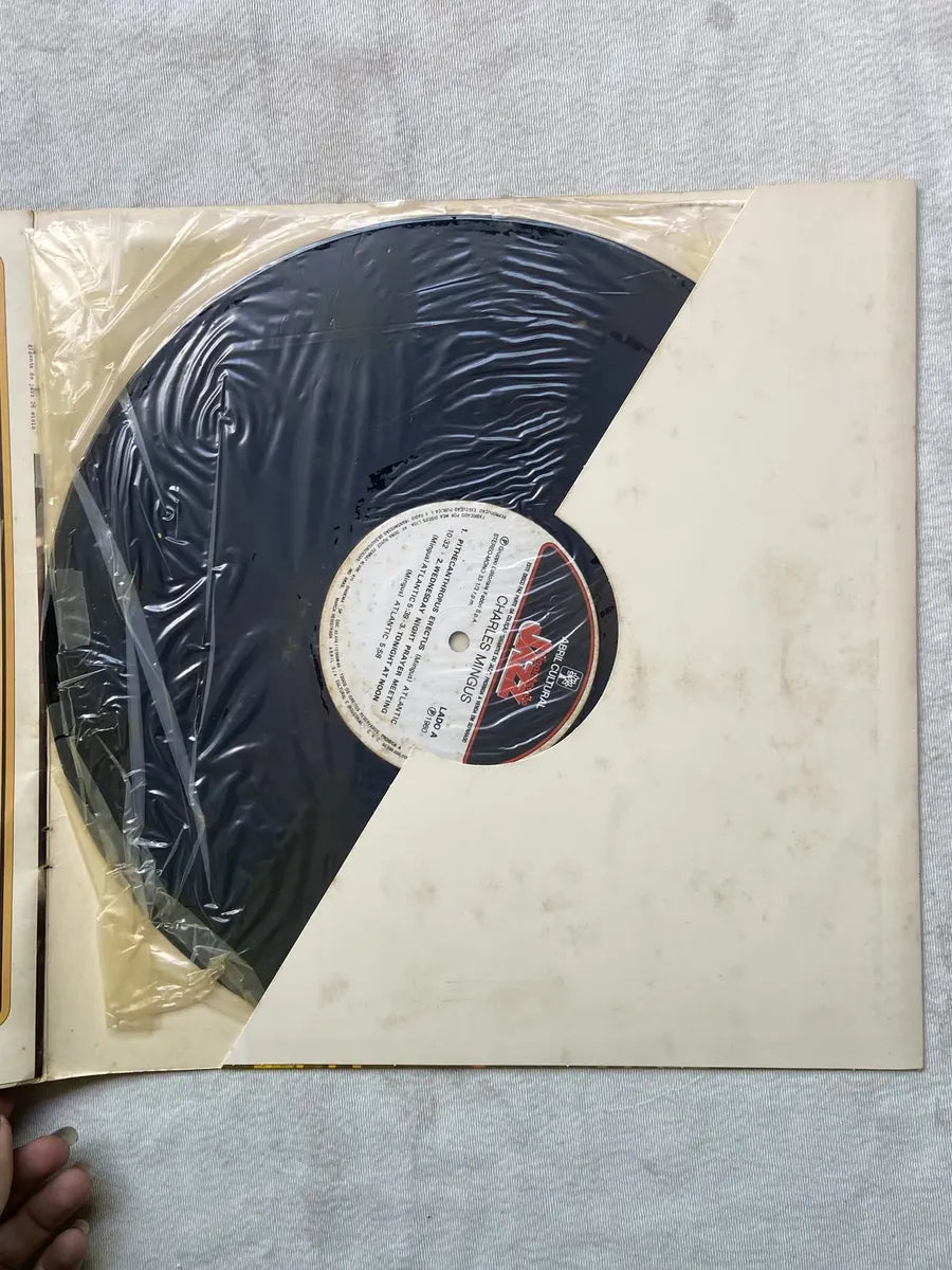 Lp Gigantes Do Jazz Charles Mingus A Tradição E A Vanguarda (Usado)