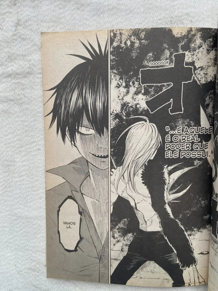 Mangá Blood Lad Vol 4 Yuuki Kodama 2011 (Usado)