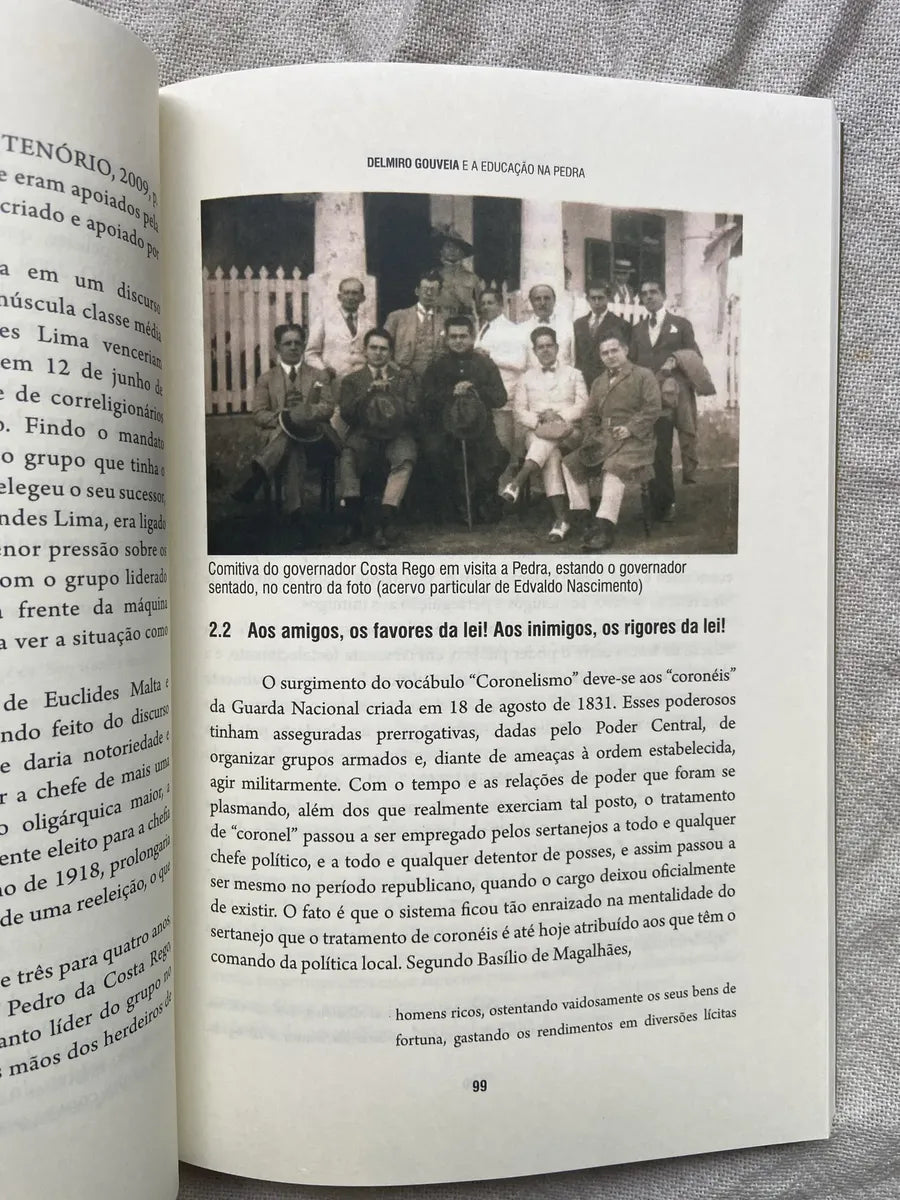 Livro Delmiro Gouveia E A Educação Na Pedra 3 Edição 2015 (Usado)