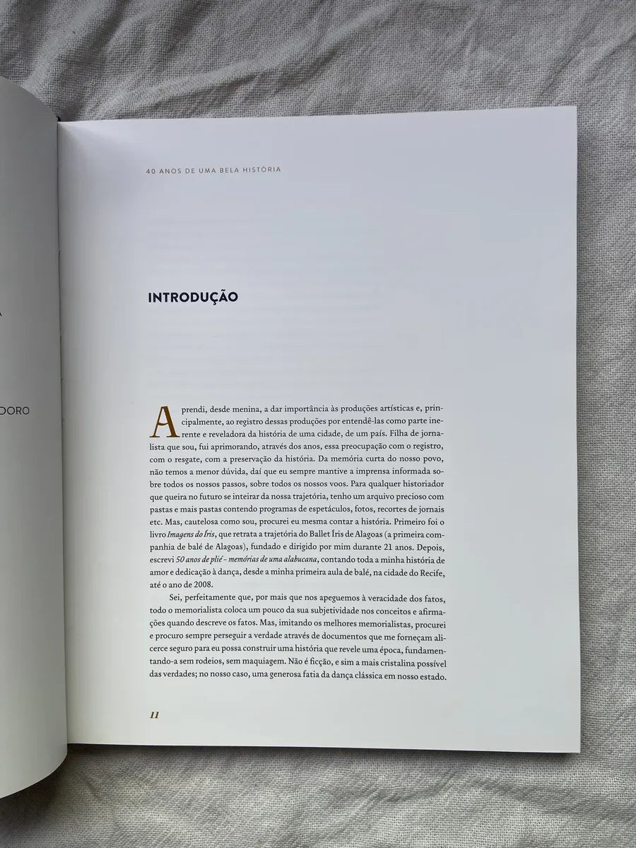 Livro Ballet Eliana Cavalcanti 40 Anos De Uma Bela História (Usado)