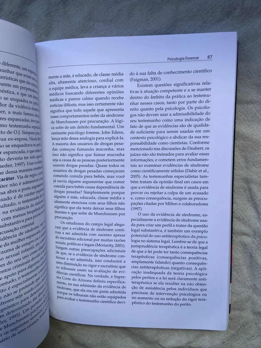 Livro Psicologia Forense Pesquisa Prática Matthew Huss 2011 (Usado)