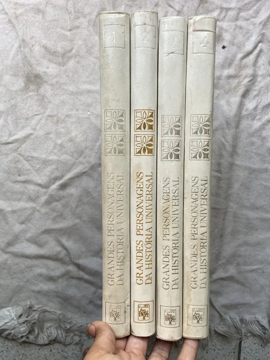 Livros Grandes Personagens Da História Universal Box 4 Vol (Usado)