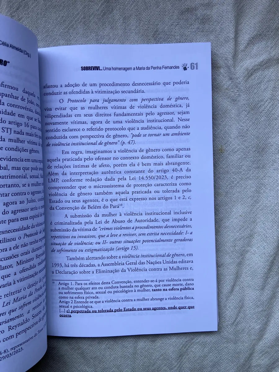 Livro Sobrevivi Uma Homenagem A Maria Da Penha Fernandes (Usado)