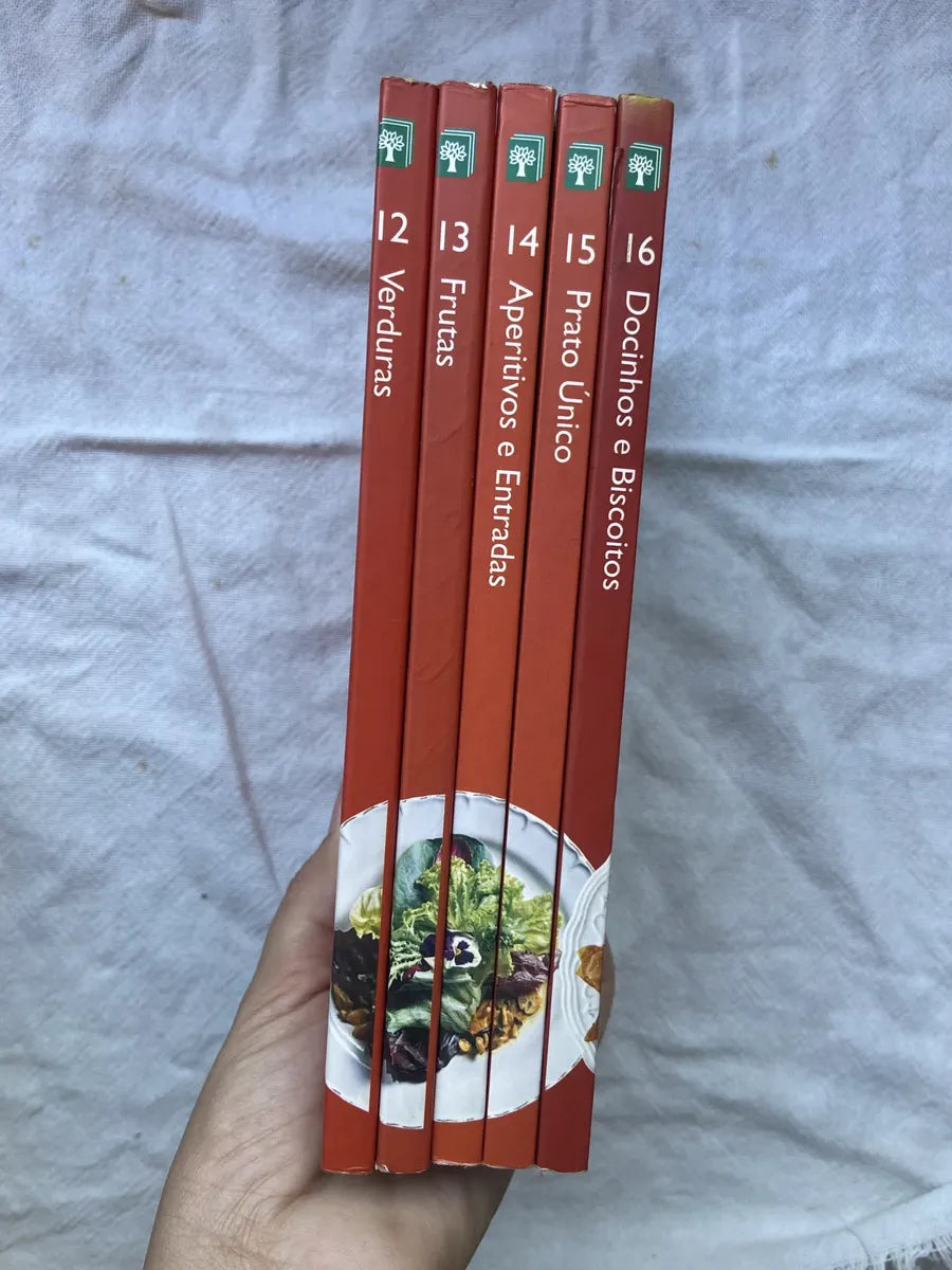 Livro Coleção A Grande Cozinha 5 Volumes Do 12 Ao 16 (Usado)
