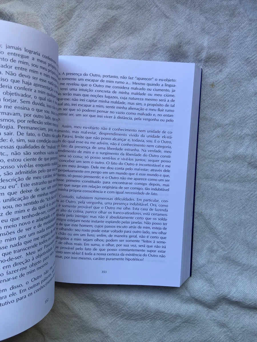 Livro O Ser E O Nada Ensaio De Odontologia Fenomenológica (Usado)