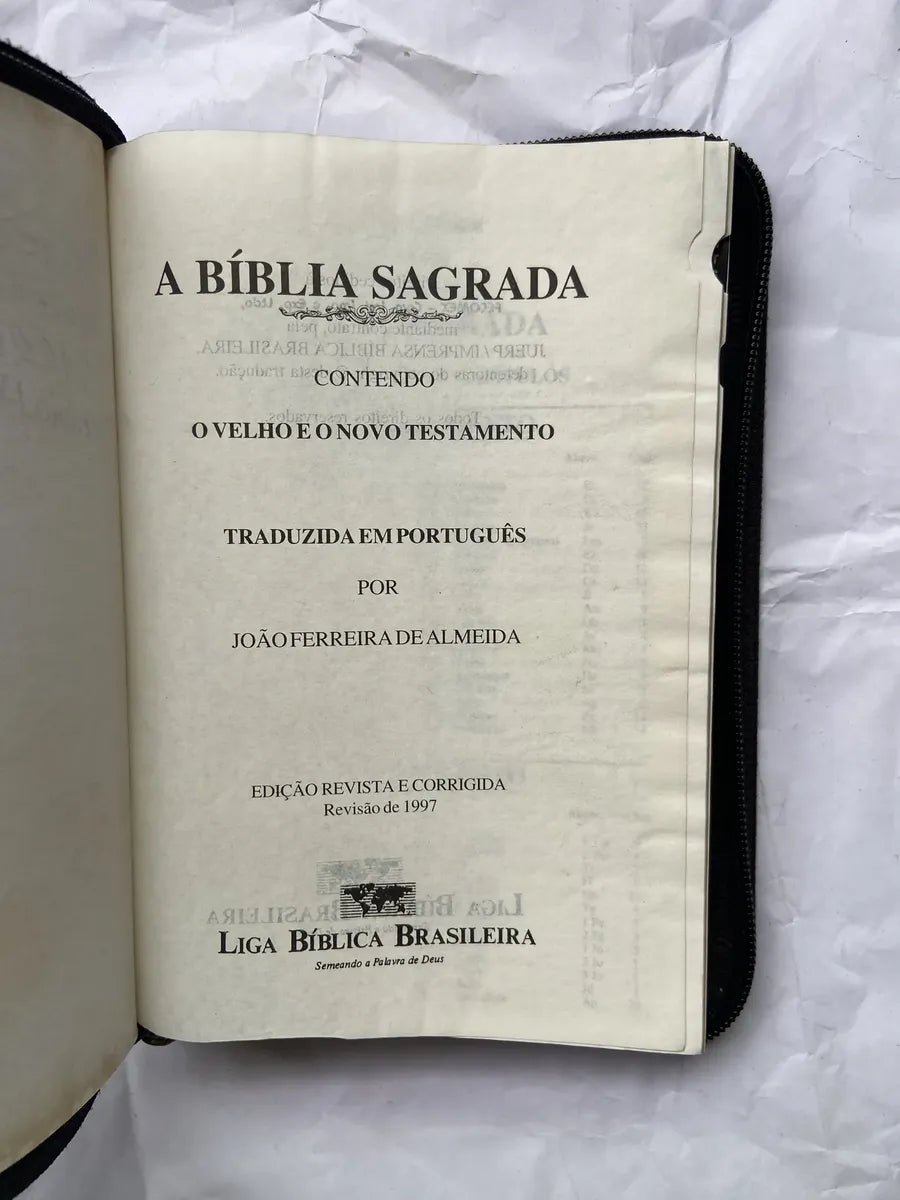 Livro Bíblia Sagrada E Harpa Revisão De 1997 (Usado)