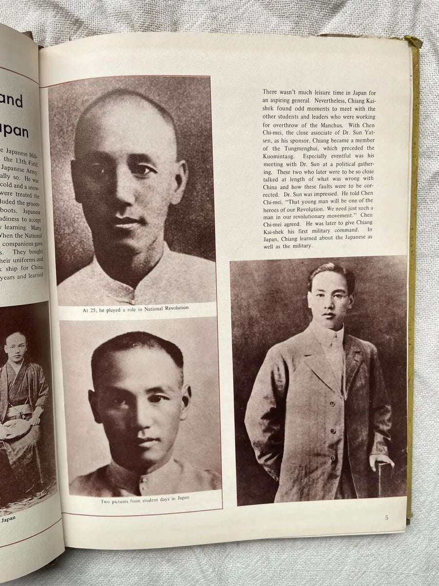 Livro President Chiang Kai Shek His Life Story In Pictures (Usado)