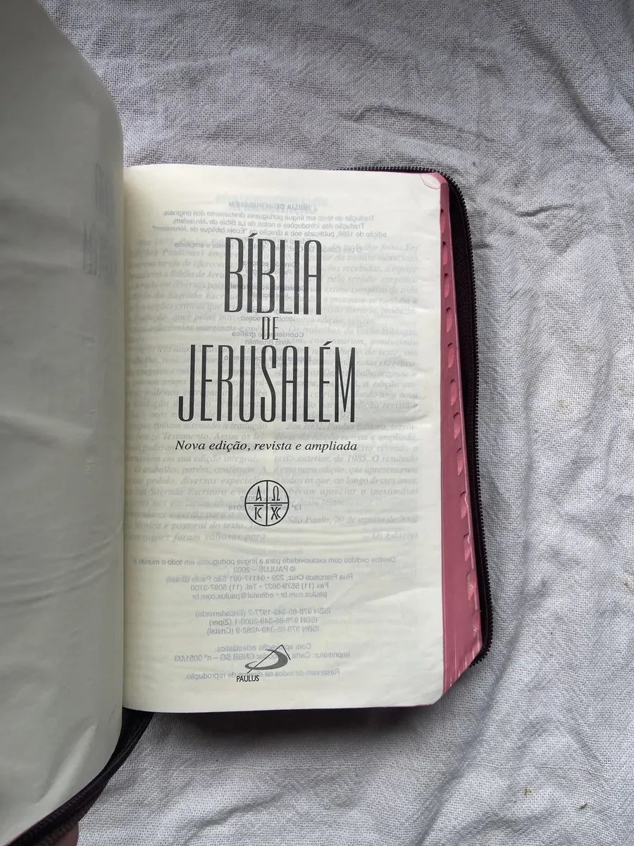 Livro Bíblia De Jerusalém Nova Edição Revista 2002 (Usado)