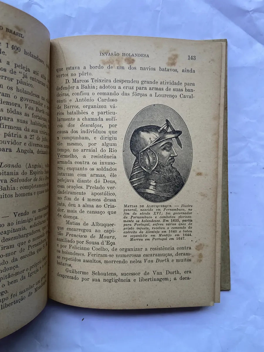 Livro Elementos De História Do Brasil Curso Superior (Usado)