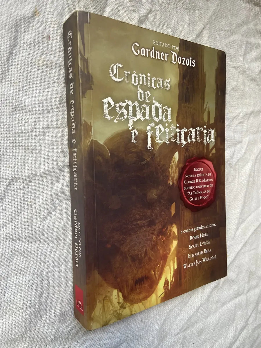 Livro Crônicas De Espada E Feitiçaria Gardner Dozois 2018 (Usado)