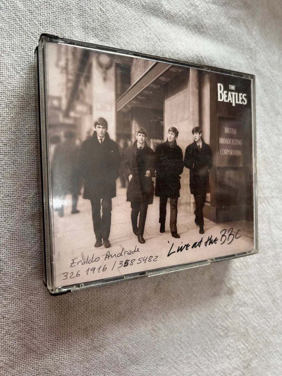 Cd The Beatles Live At The Bbc Álbum Duplo 1994 (Usado)