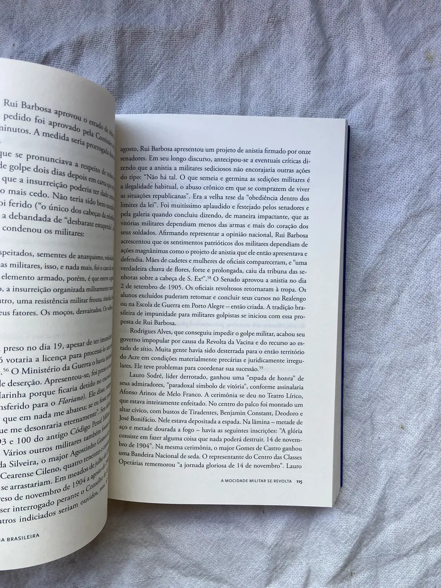 Livro Utopia Autoritária Brasileira 2 Ed Carlos Fico 2025 (Usado)