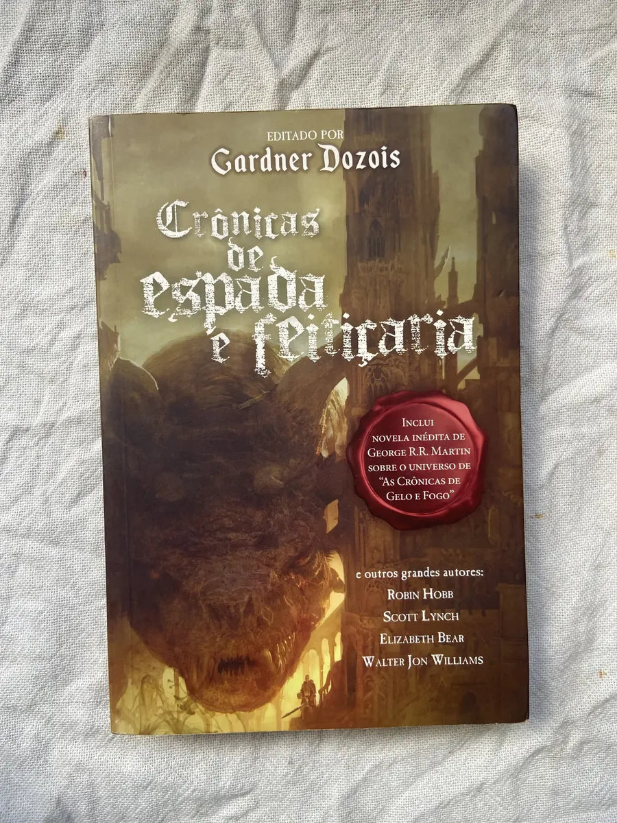 Livro Crônicas De Espada E Feitiçaria Gardner Dozois 2018 (Usado)