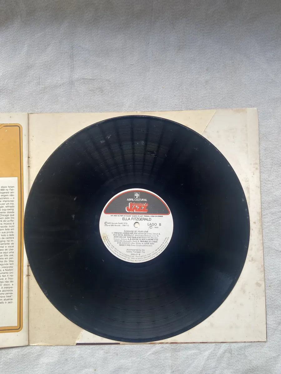Lp Gigantes Do Jazz Ella Fitzgerald À Primeira Dama Do Jazz (Usado)