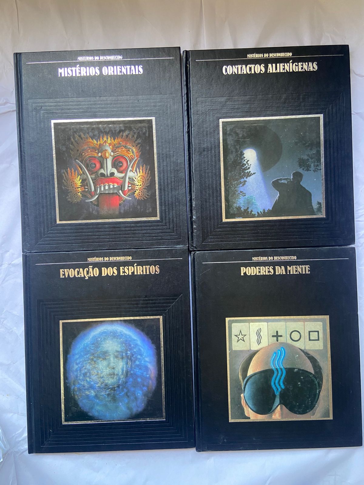 Livro Mistérios Do Desconhecido Box 12 Volumes 1991 (Usado)
