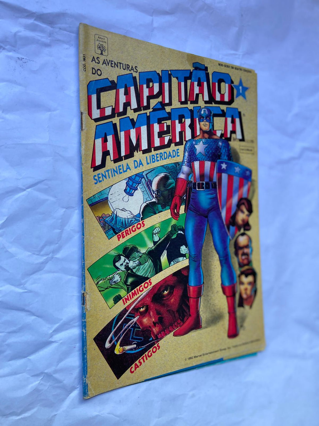 Gibi As Aventuras Do Capitão América Numero 1 (Usado)