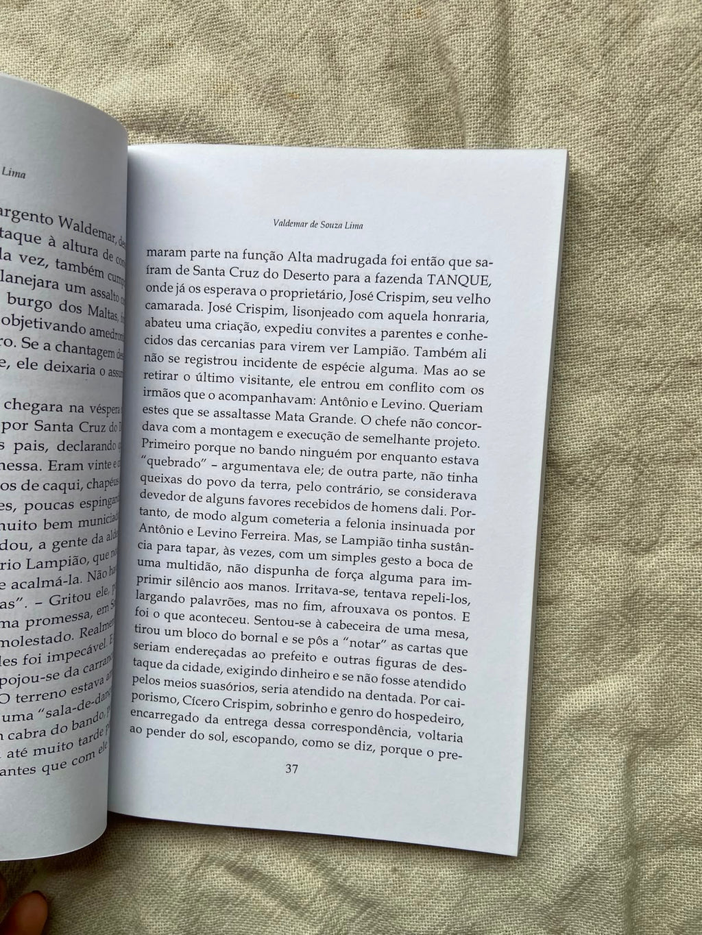 Livro O Cangaceiro Lampião E O Iv Mandamento 2011 (Usado)