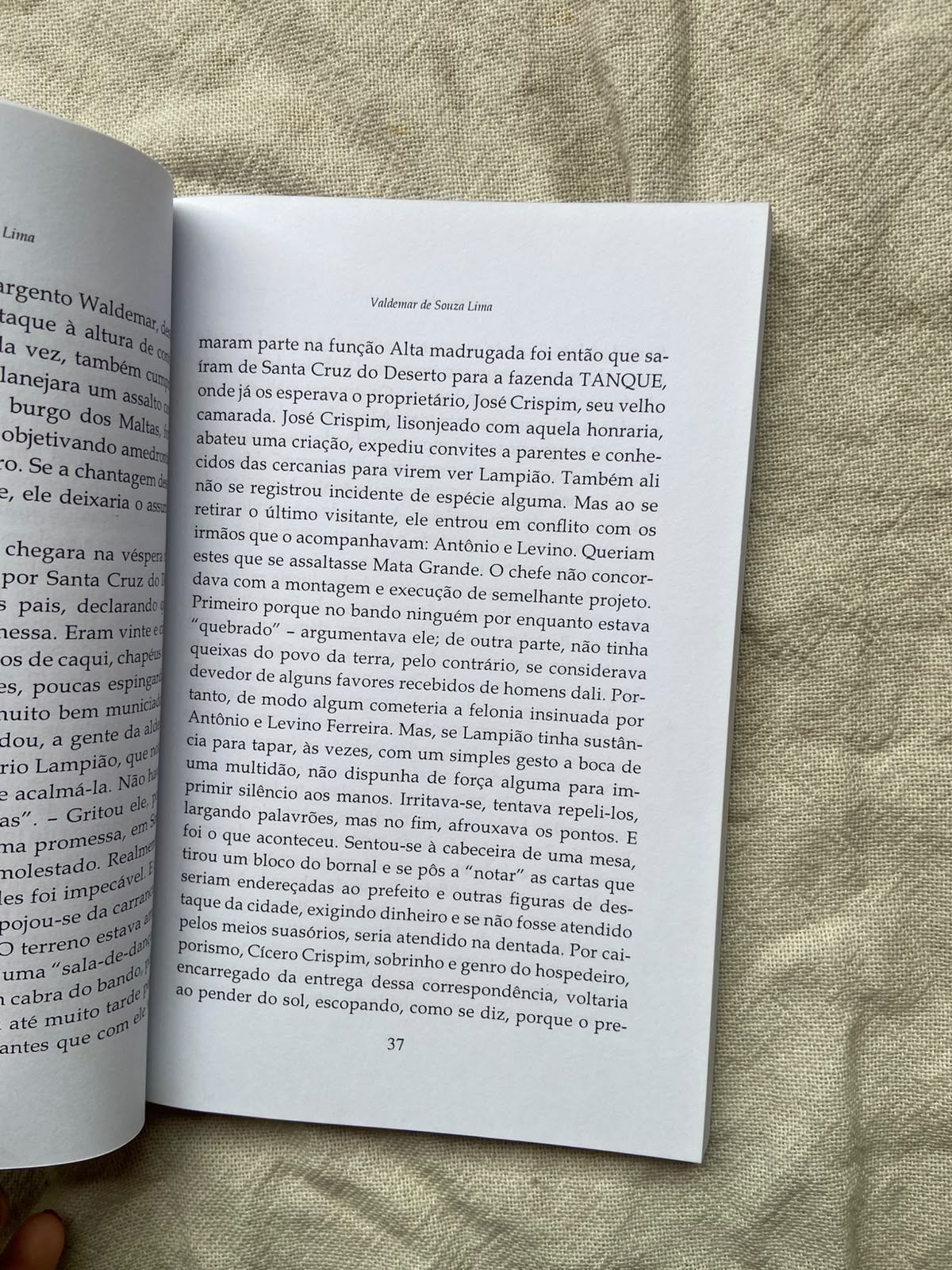 Livro O Cangaceiro Lampião E O Iv Mandamento 2011 (Usado)