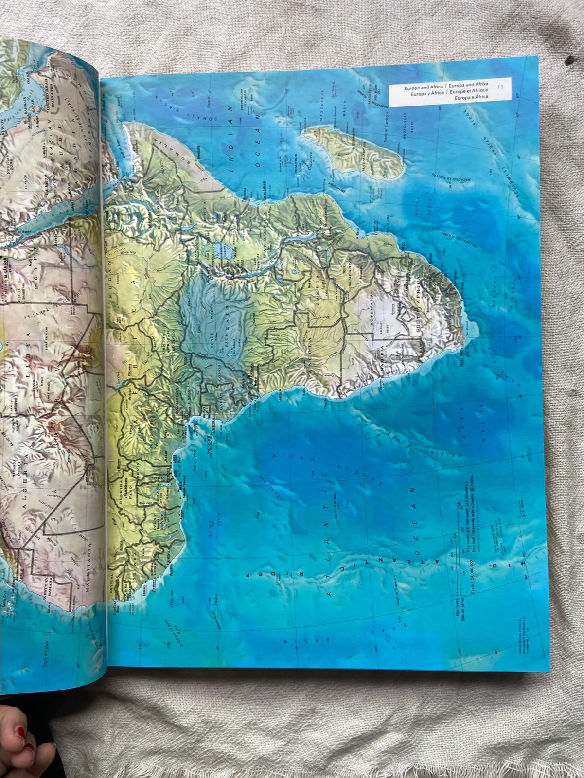 Livro Britannica Atlas 1970 (Usado)