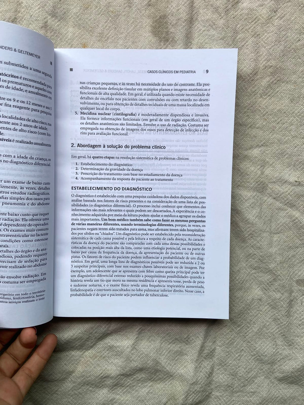 Livro Casos Clínicos Em Pediatria 4 Edição (Usado)