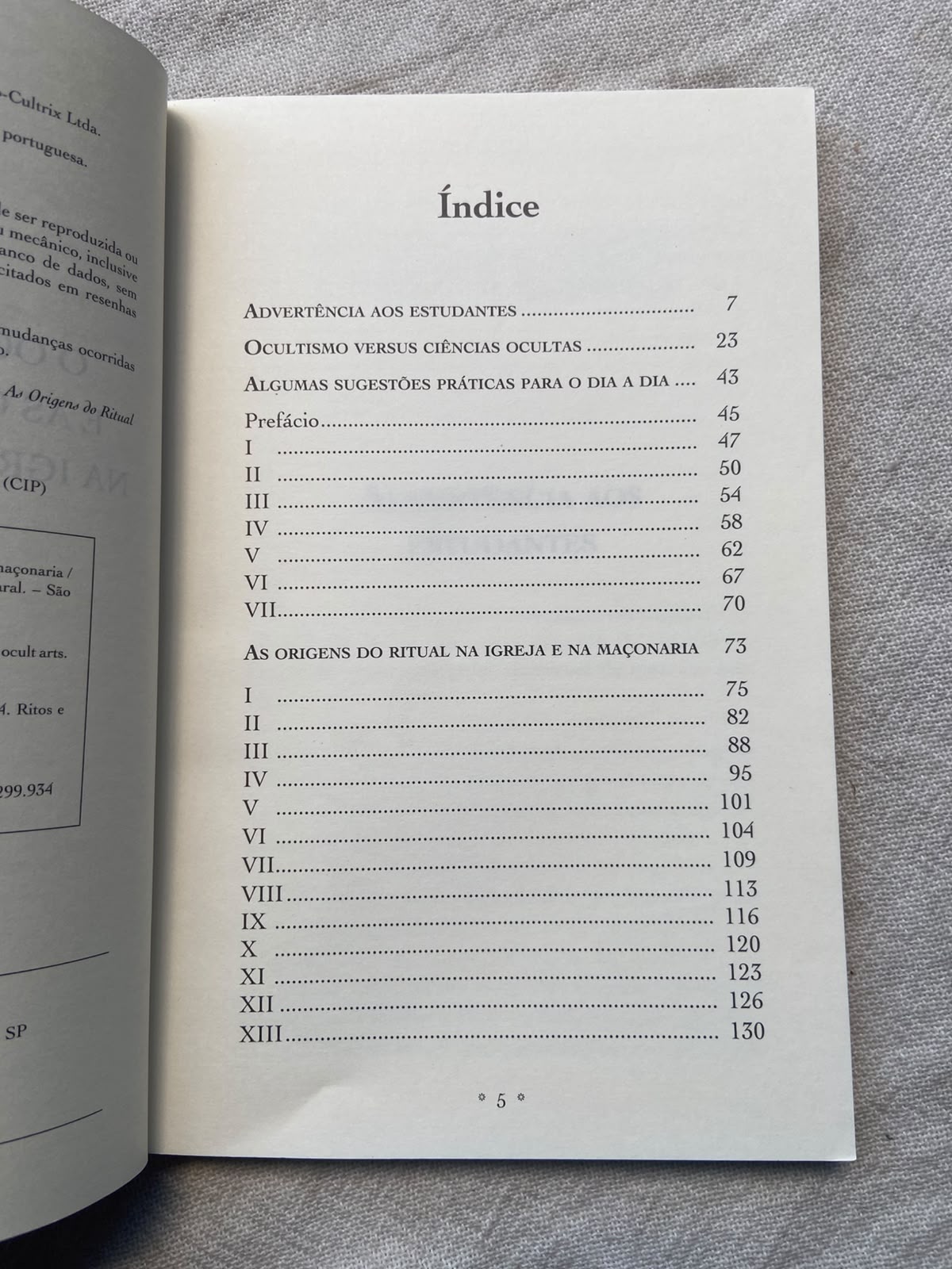 O Ocultismo Prático e as Origens do Ritual na Igreja e na Maçonaria